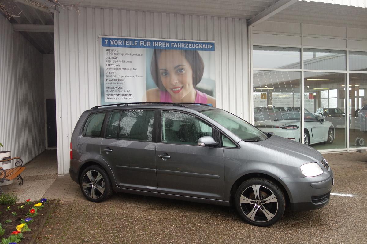 Volkswagen Touran GOAL*NAVI*TEMPOMAT*KLIMAAUTOMATIK*ALU*TECHNIK PKT