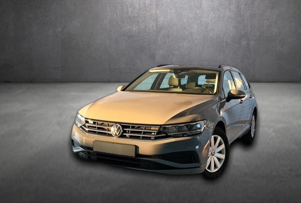 VW Passat Variant Passat  Conceptline, 1.Hand, Kamera, LED, Navi